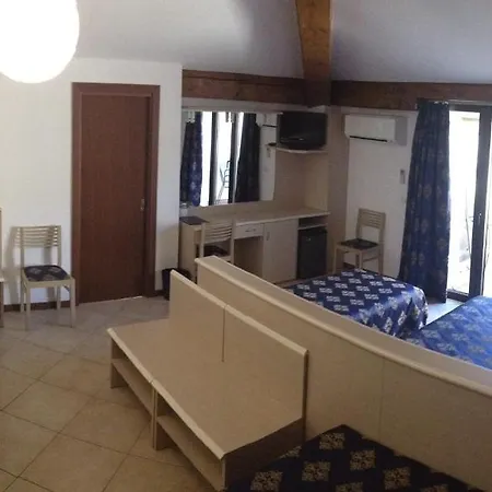 Otel Merloni 3*